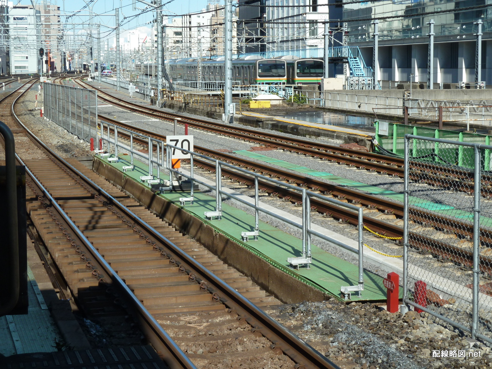 上野東京ライン工事 秋葉原駅2(跨道橋部分に柵)