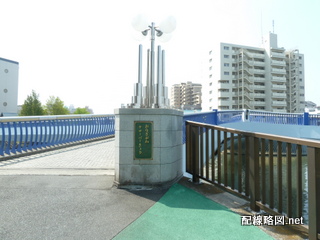 小名木川クローバー橋