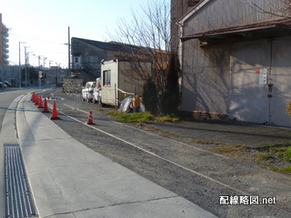 相模運輸倉庫へ続く線路