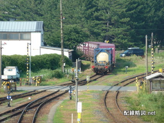 ポイントの先で一旦停止