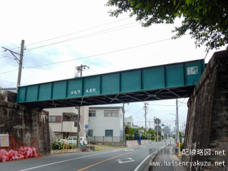 跨道橋