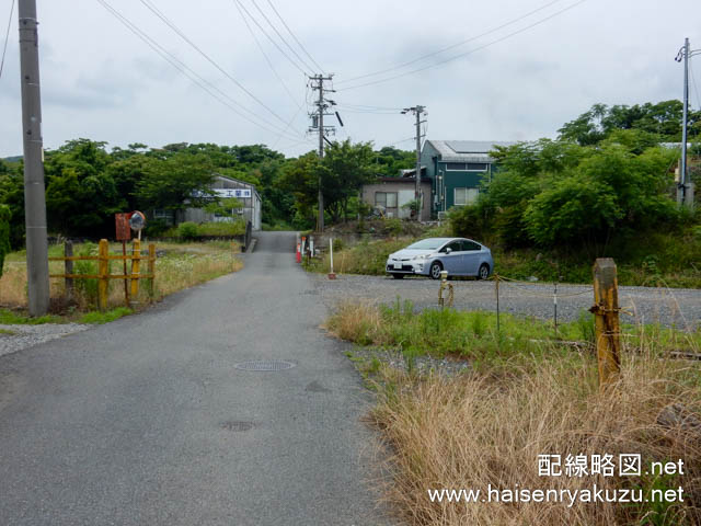 昼飯駅跡踏切