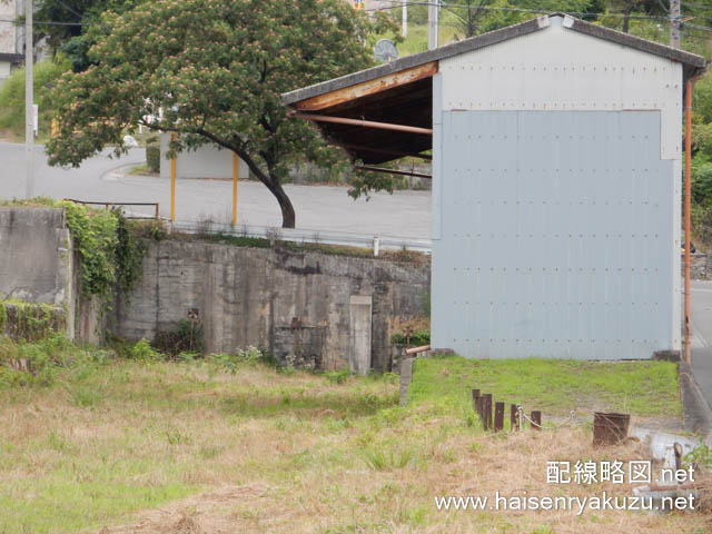 美濃大久保駅構内